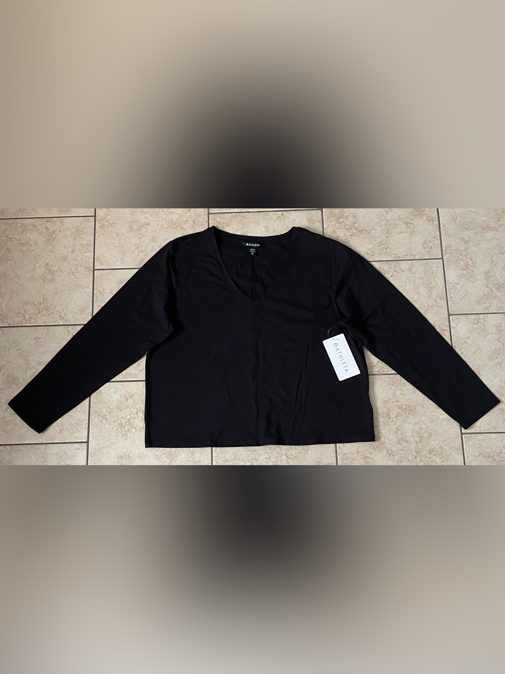 Athleta Women’s Black Essential V-Neck Long Sleeve Top Size XL